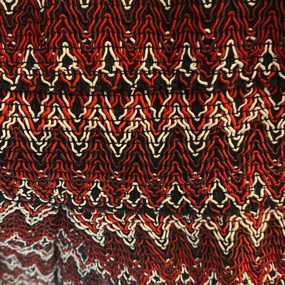 Structured skirt - Picture 3 of 3